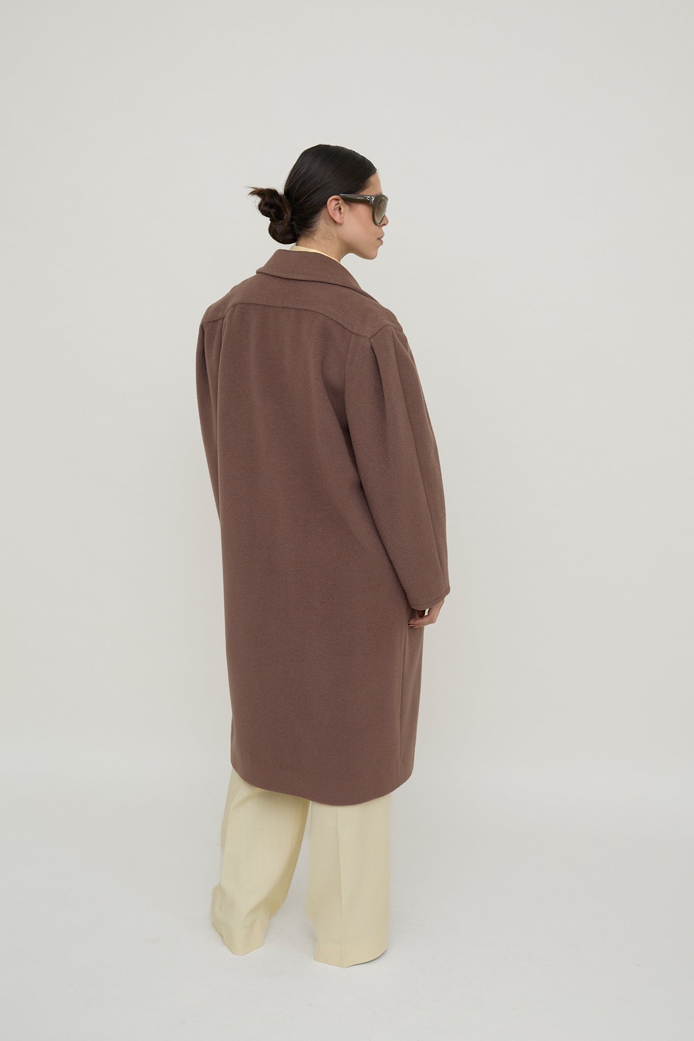 Camel power-shoulder tailored coat