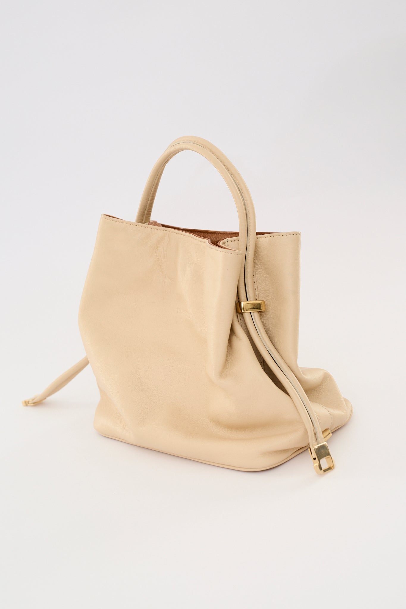 Squared bucket bag