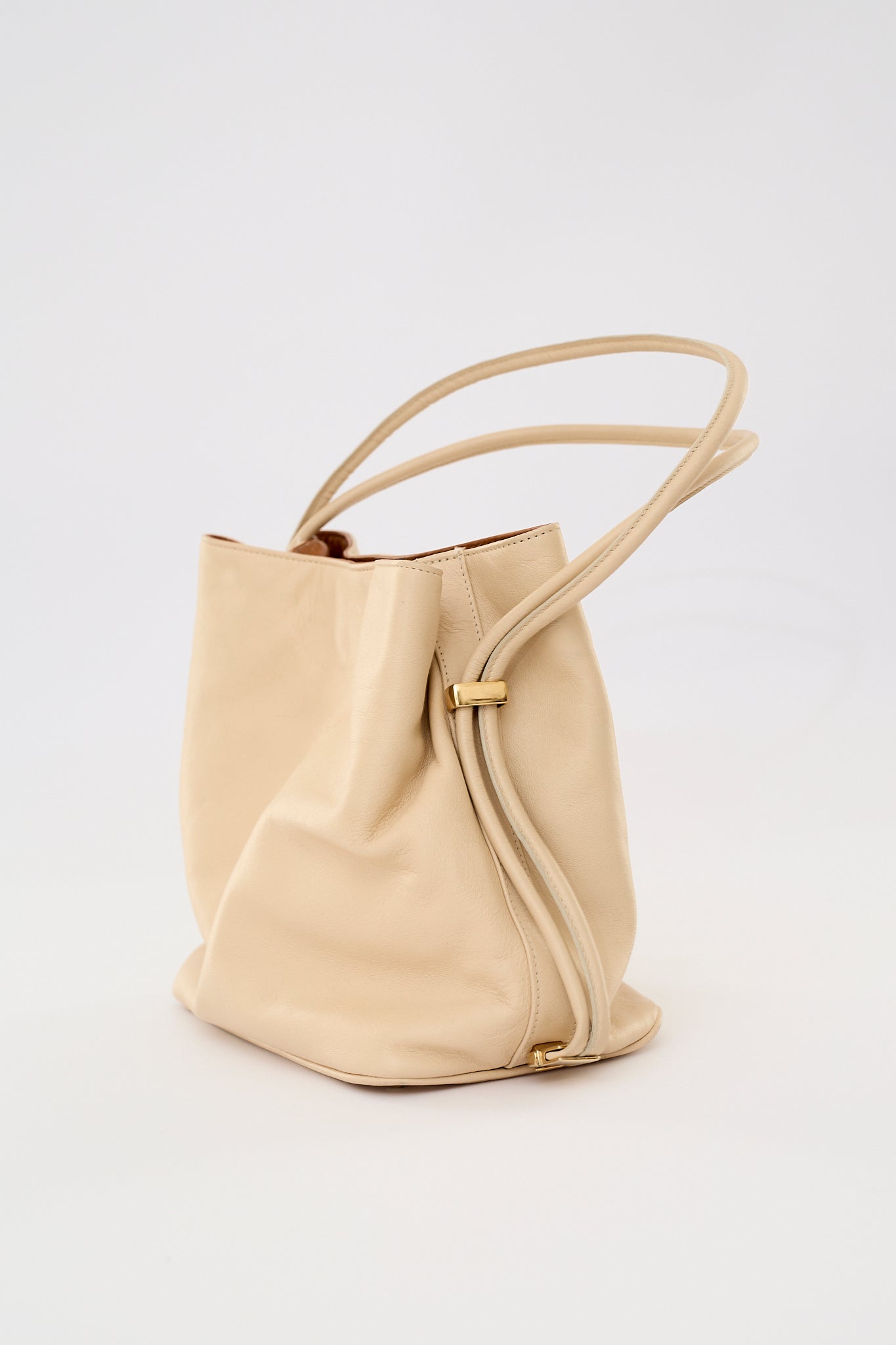 Squared bucket bag