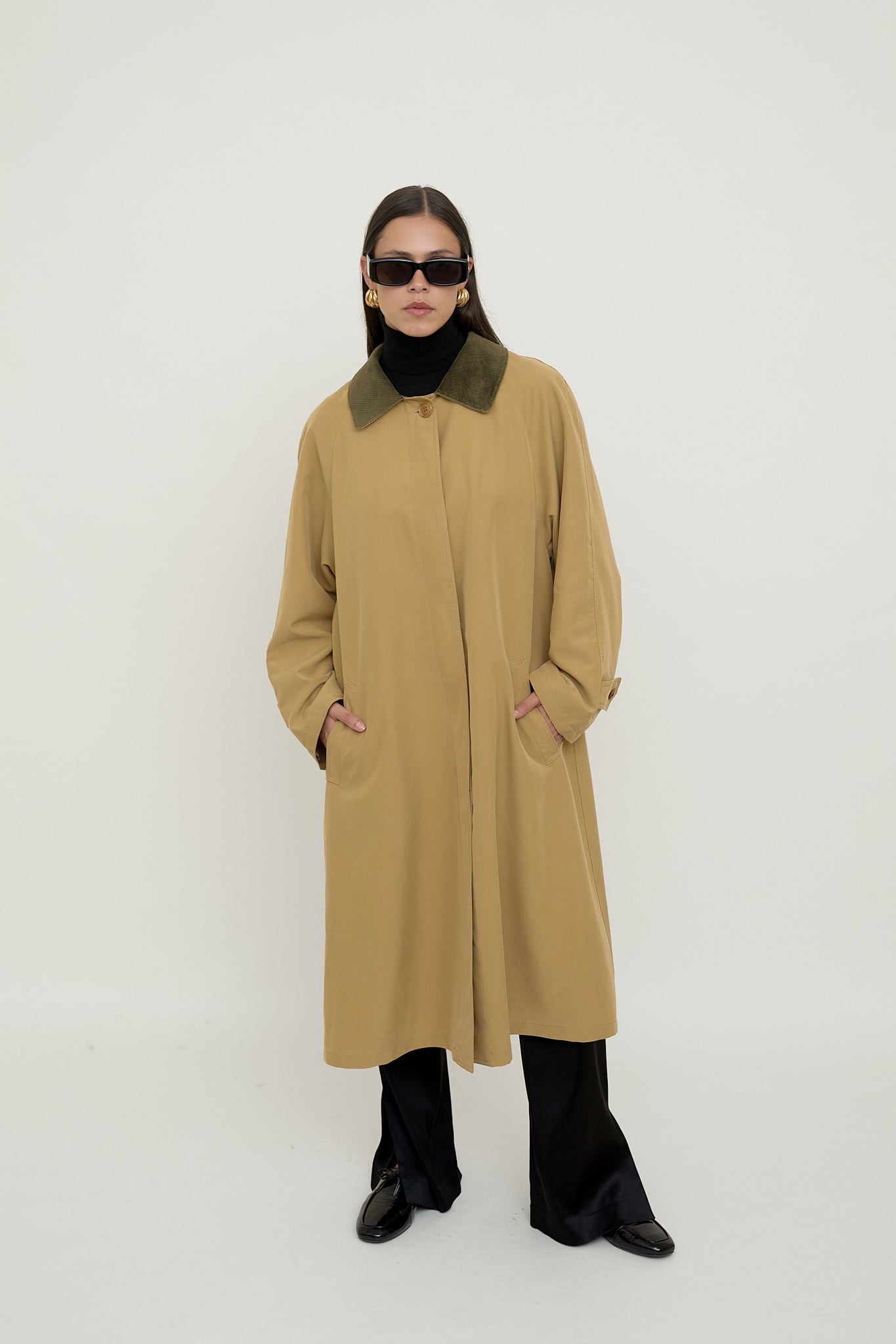 Beige A line trench coat with corduroy collar