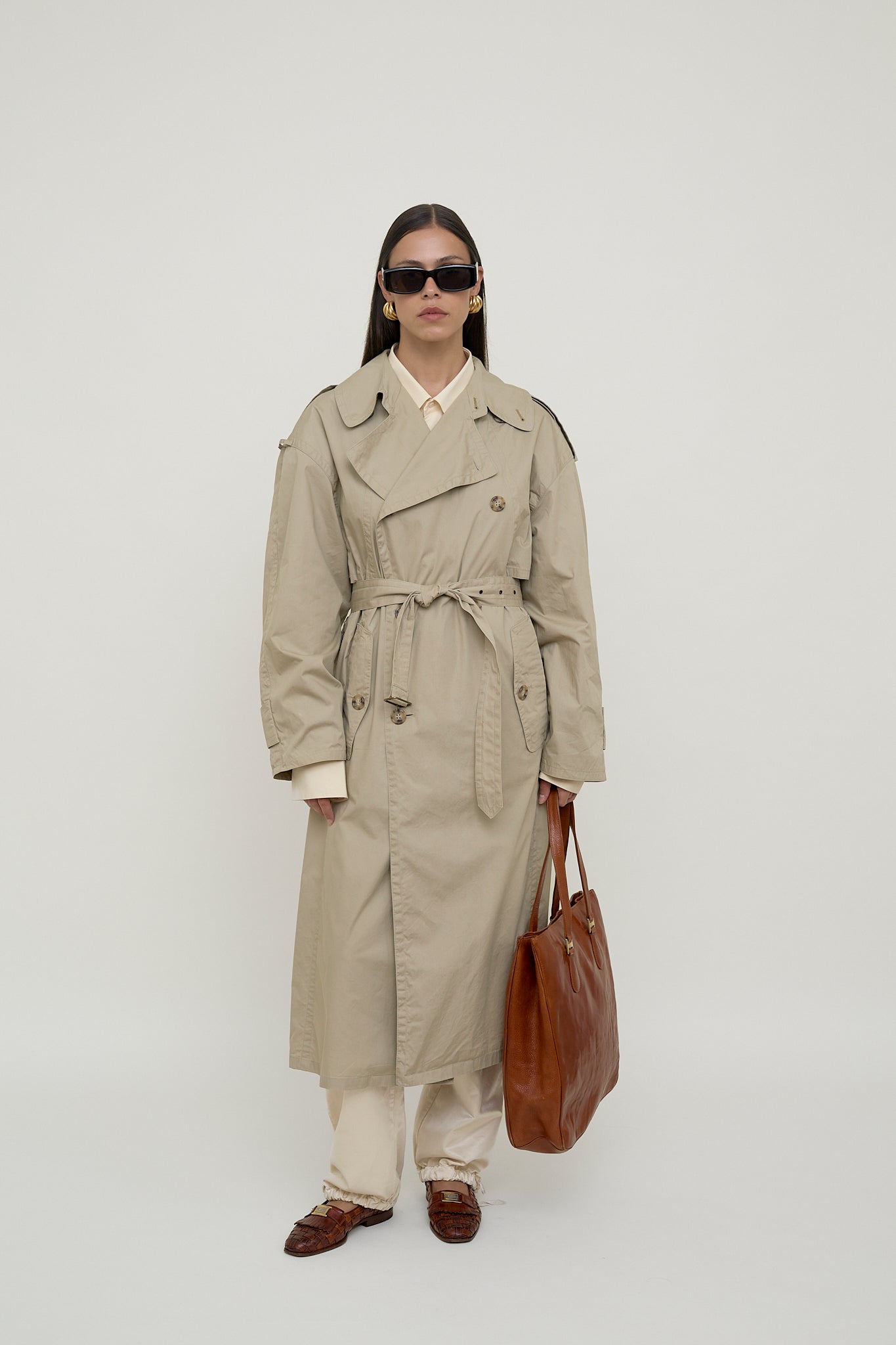 Light beige classic trench