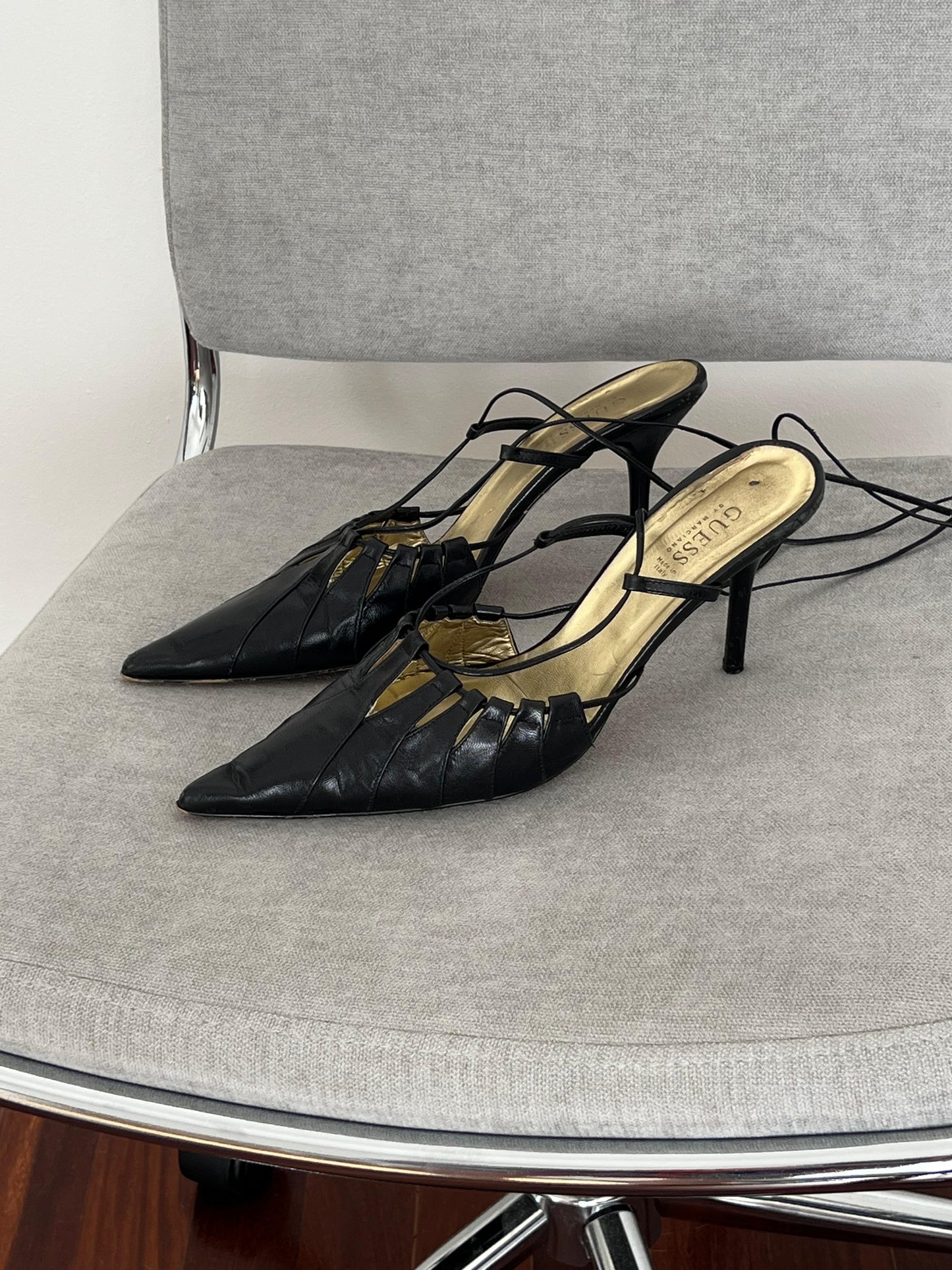 Vintage Guess heels