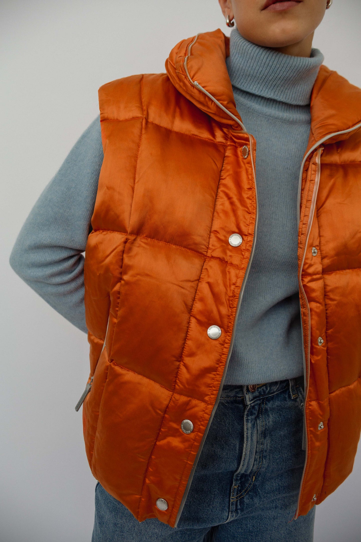 Puffed down feather vest