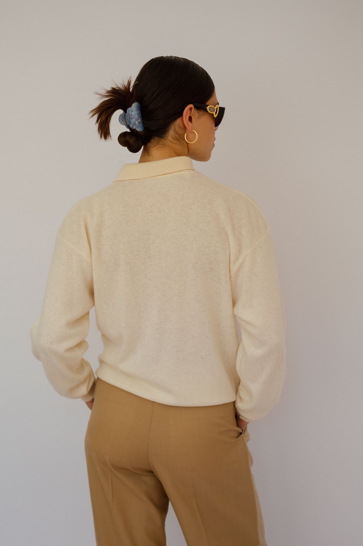 Light wool jumper