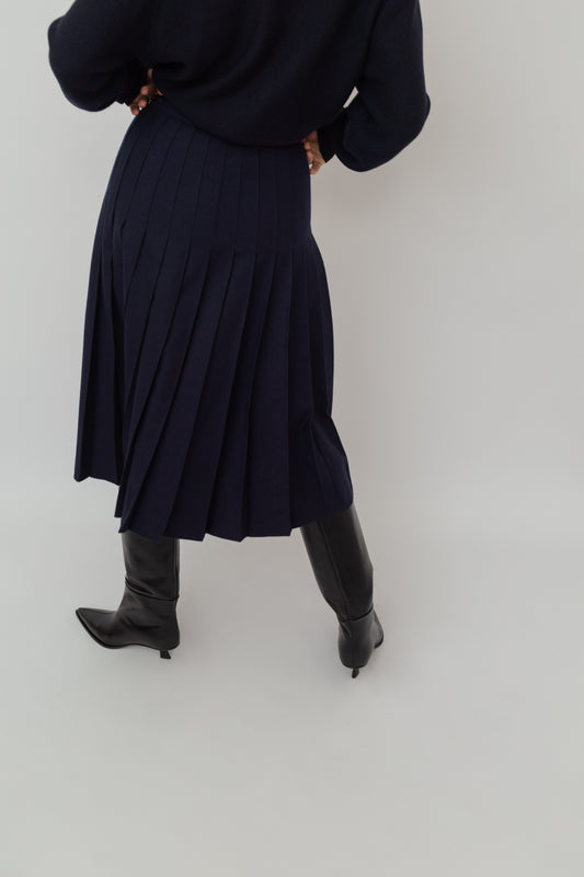 Wool pleated skirt