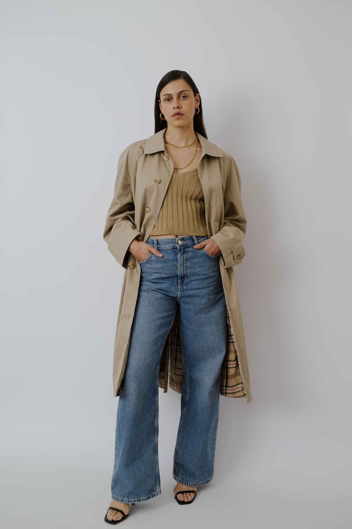 Wide shoulder trench coat
