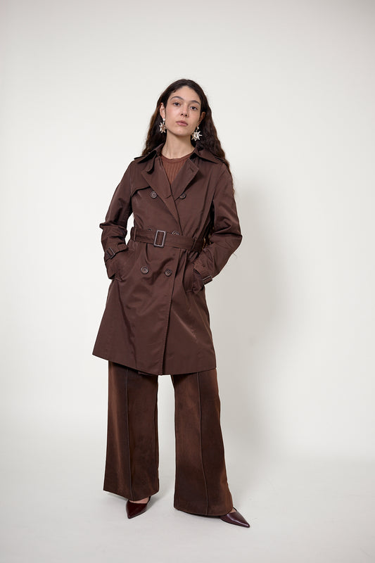 Tailored vintage trench coat