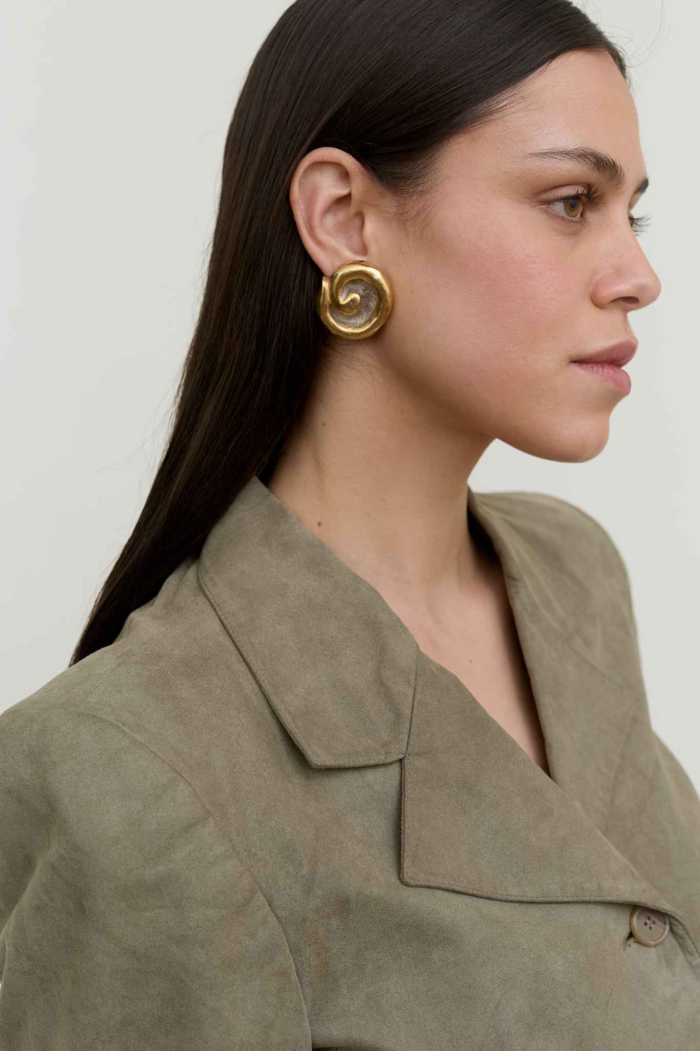 Vintage clip earrings