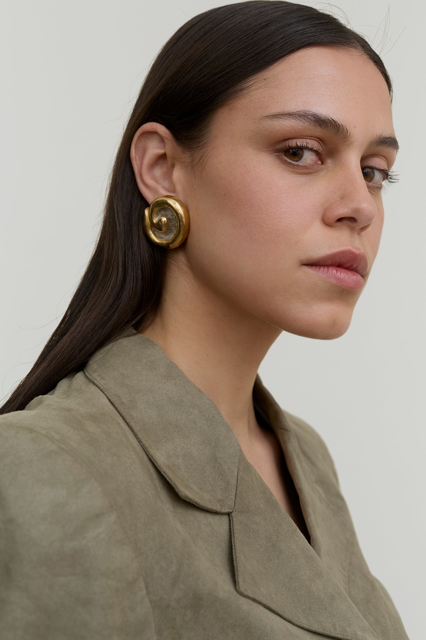Vintage clip earrings