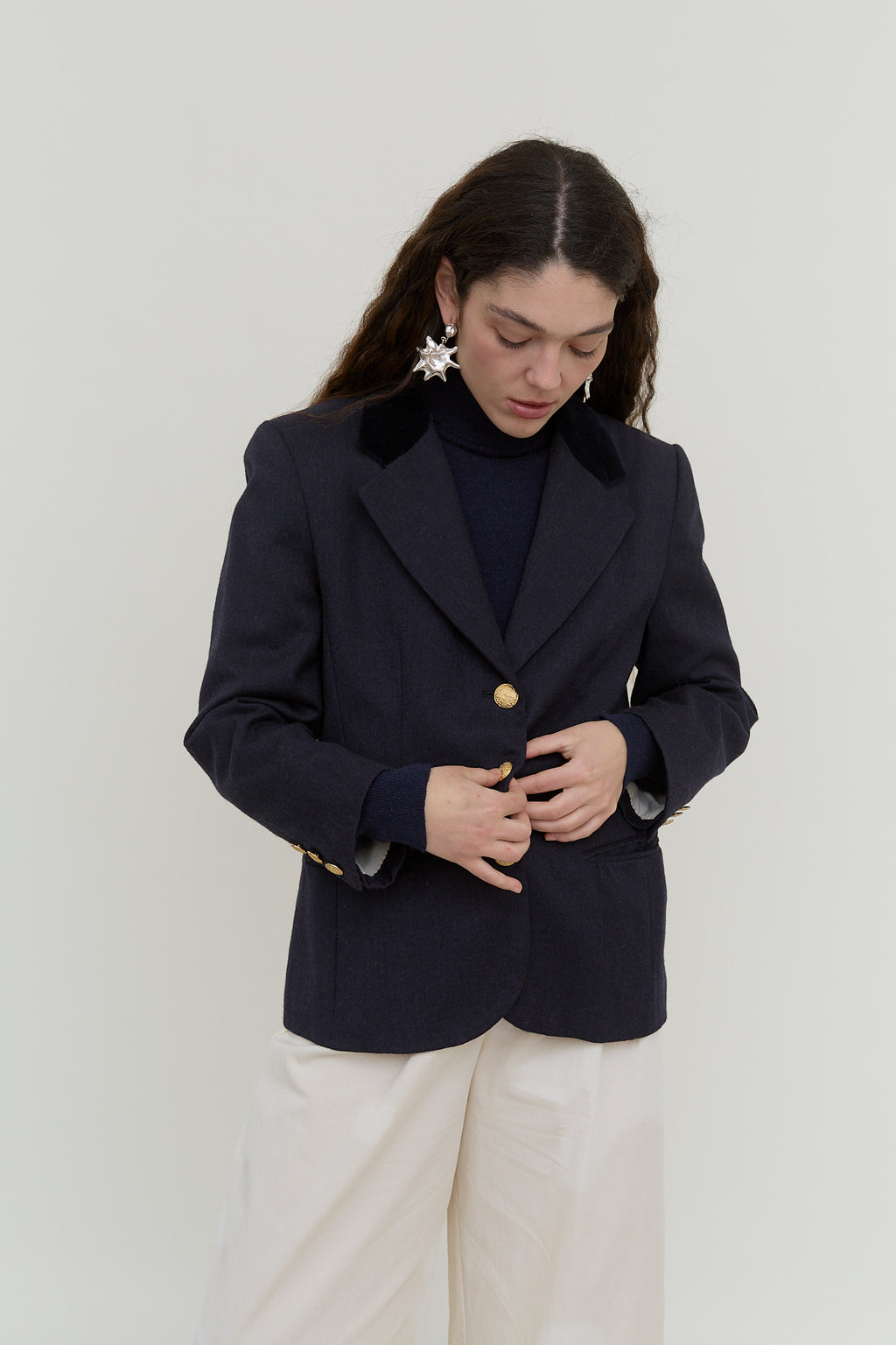 Navy vintage blazer with velvet collar