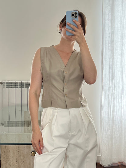 Silk vest