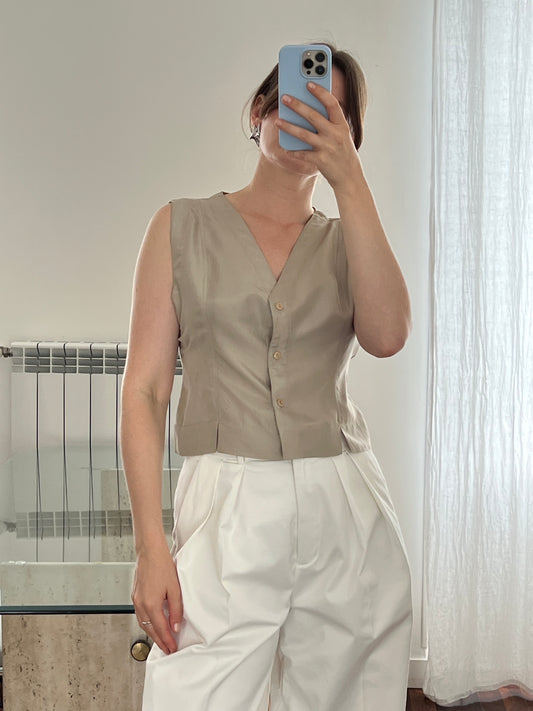Silk vest
