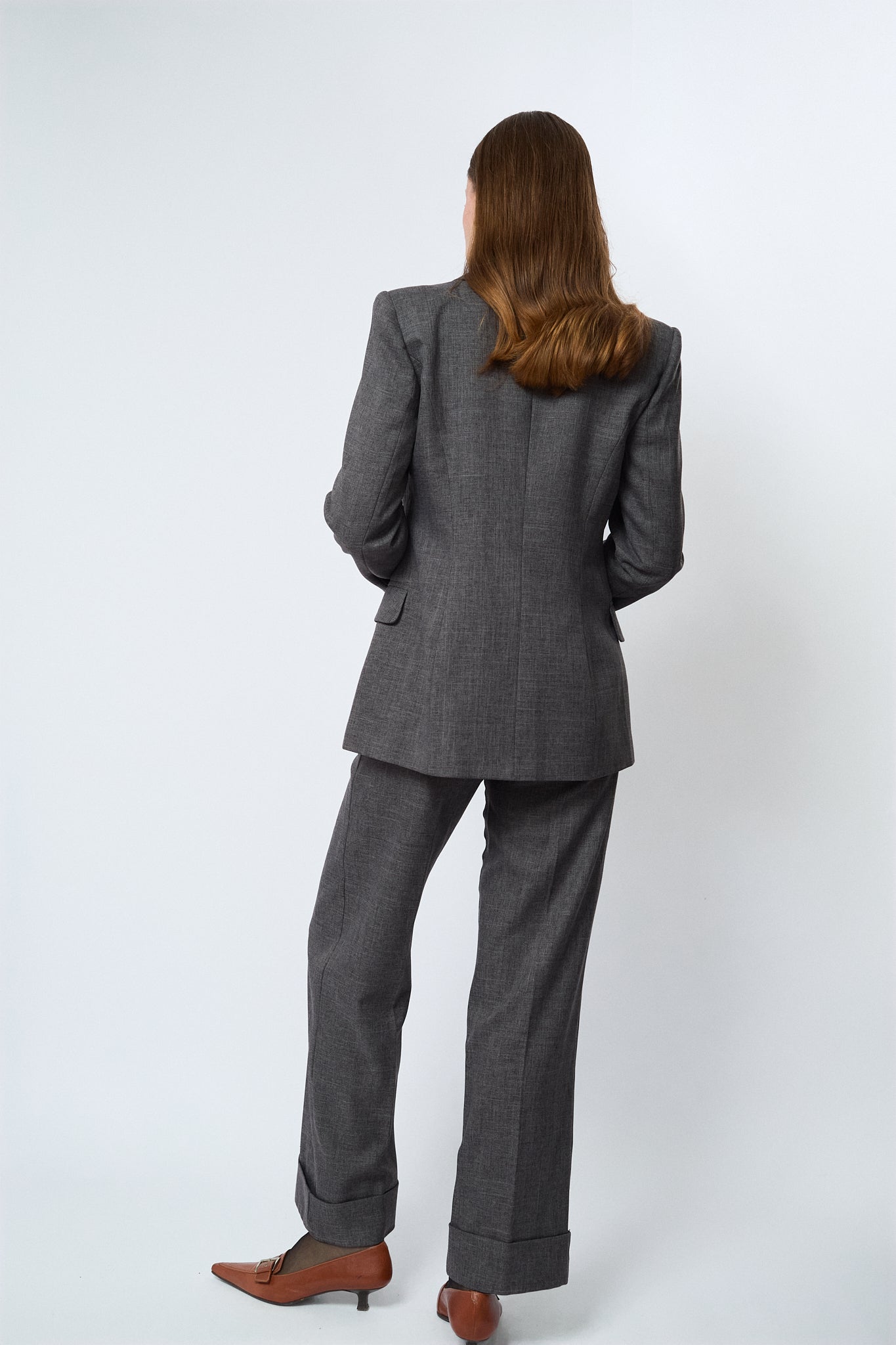 Fitted business suit