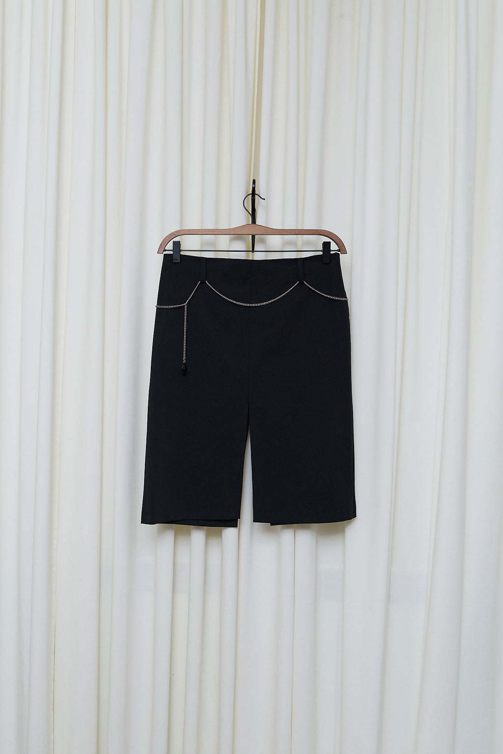 Minimalist midi skirt