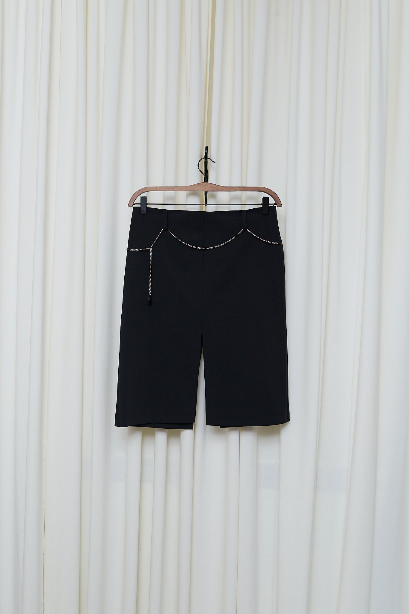 Minimalist midi skirt