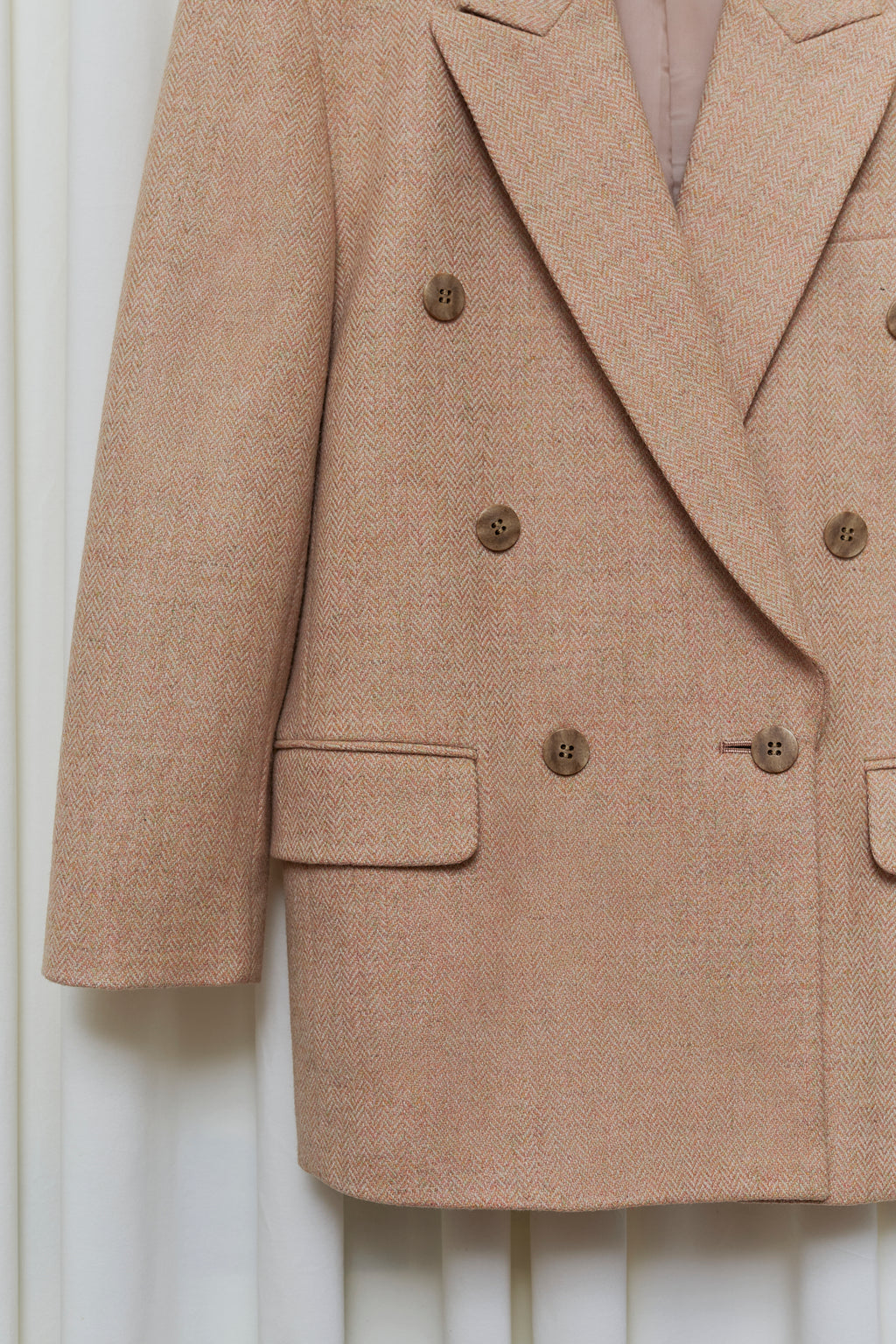 Herringbone wool double-breasted blazer