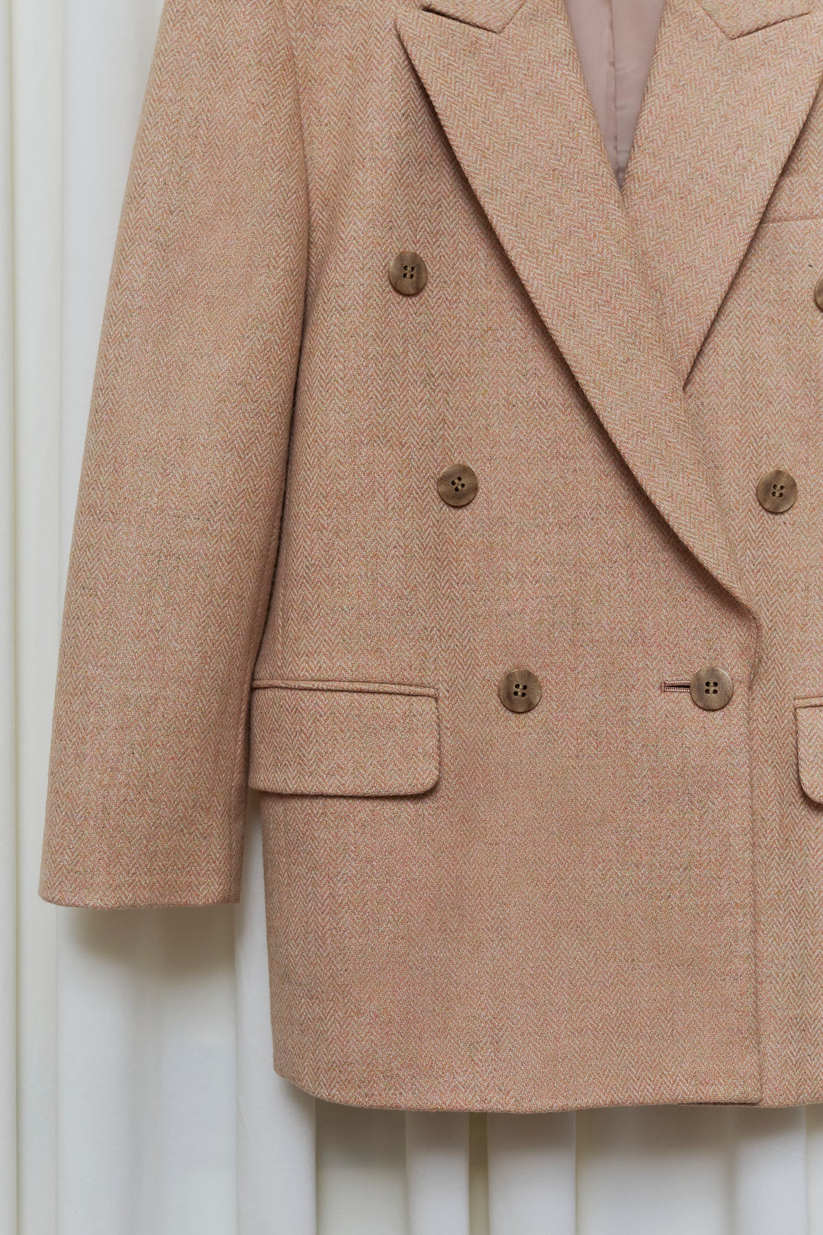Herringbone wool double-breasted blazer