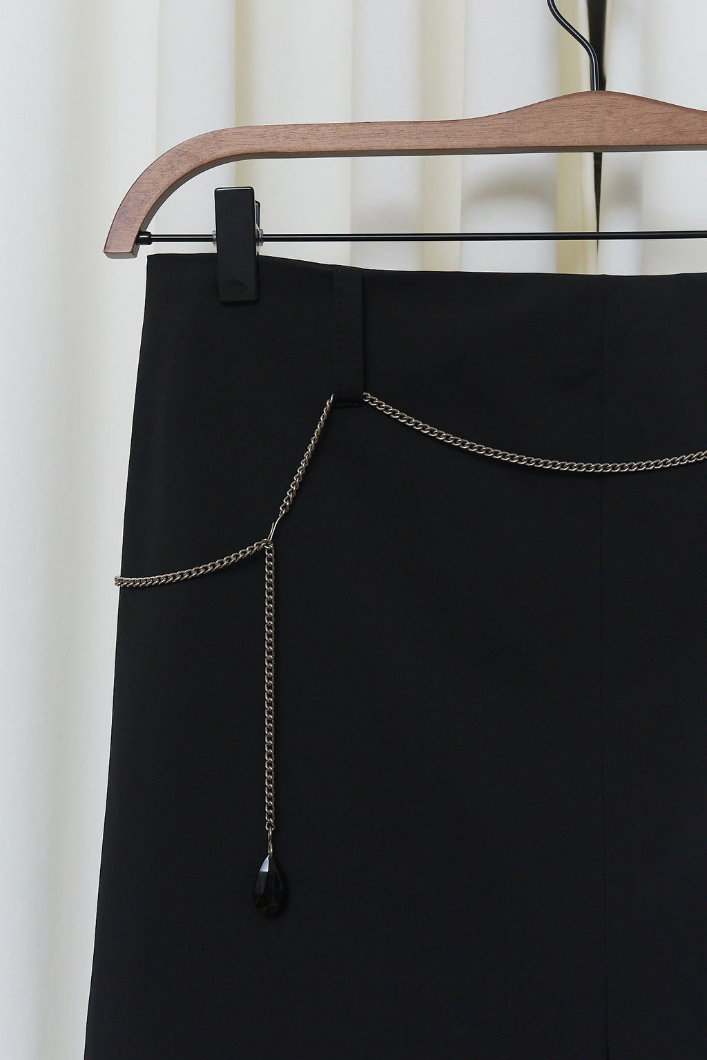 Minimalist midi skirt