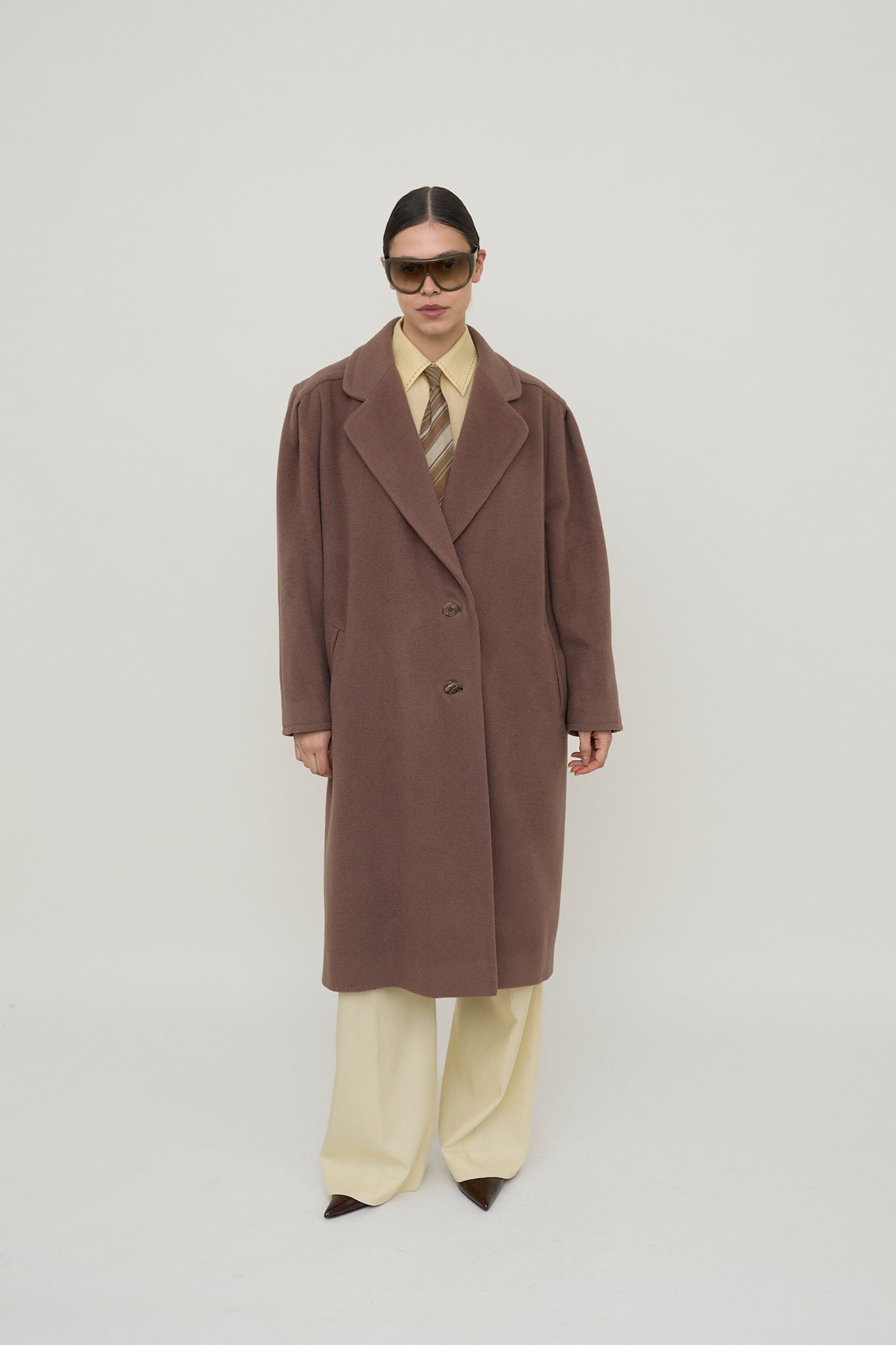 Camel power-shoulder tailored coat