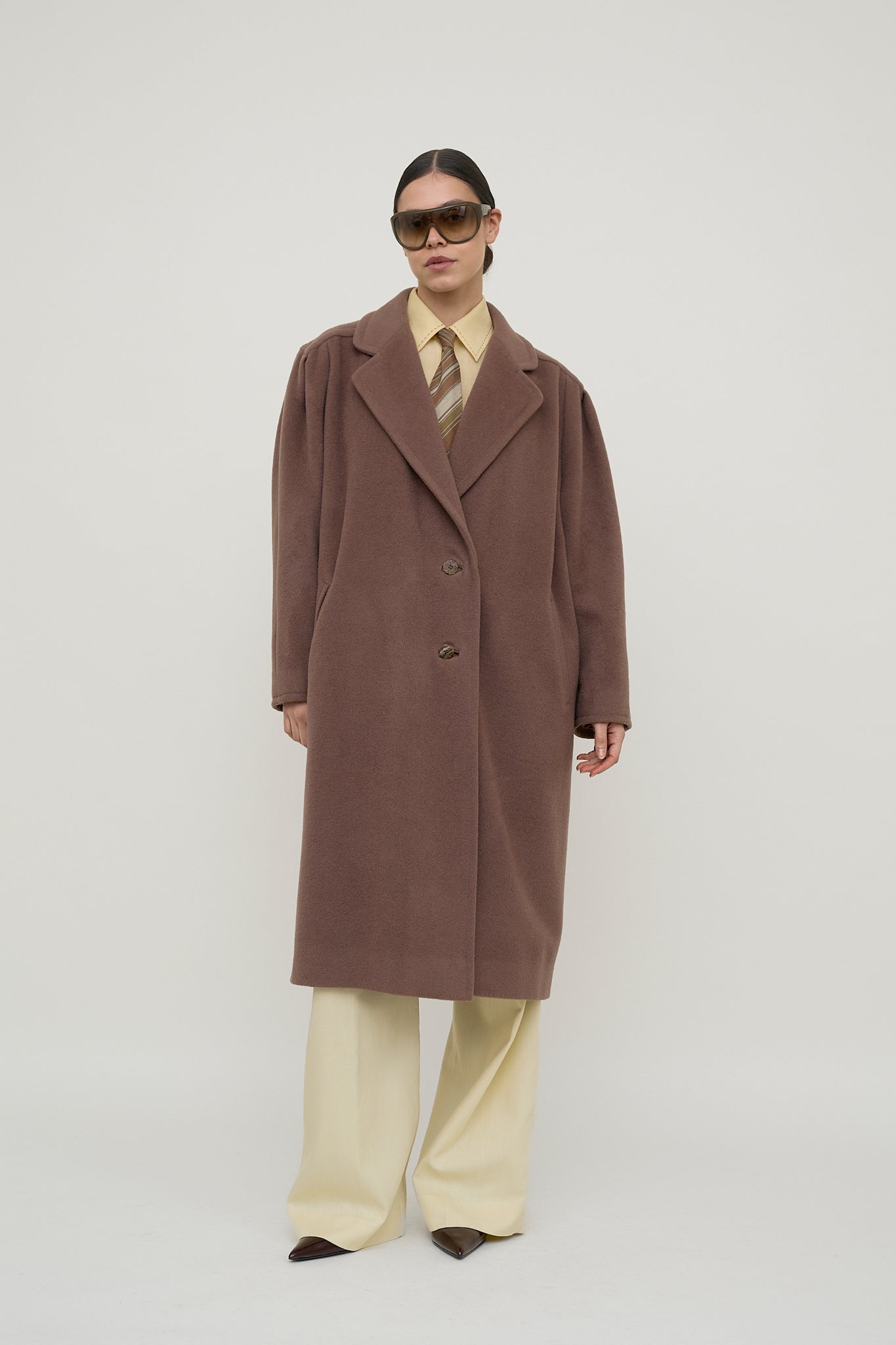 Camel power-shoulder tailored coat