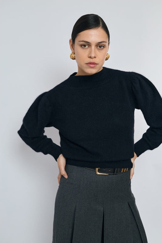 Angora jumper with puffed sleeves