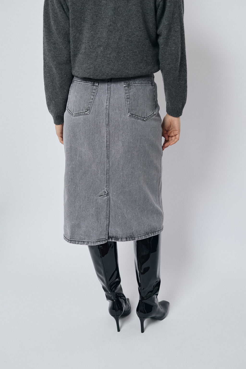 Midi denim skirt