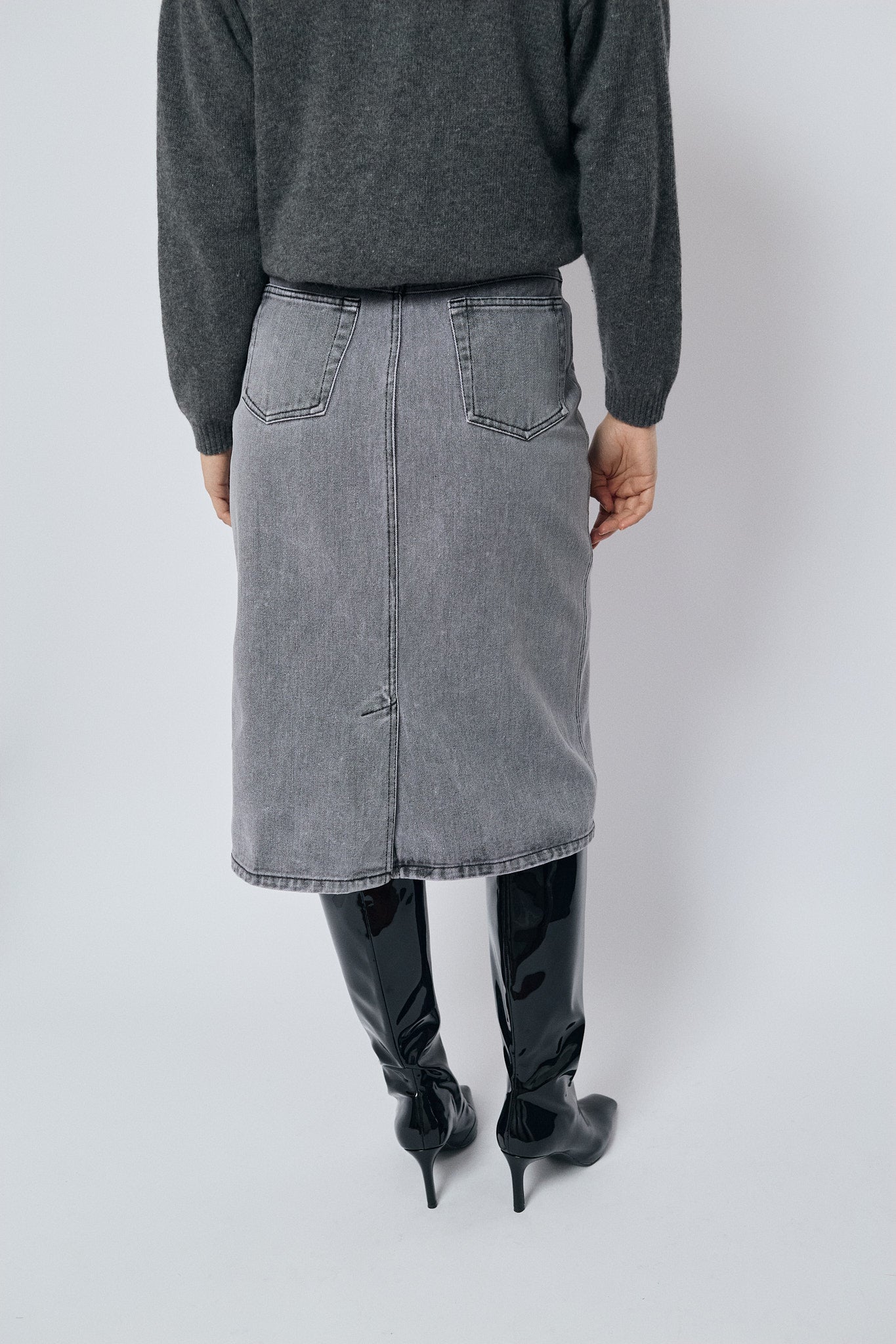 Midi denim skirt