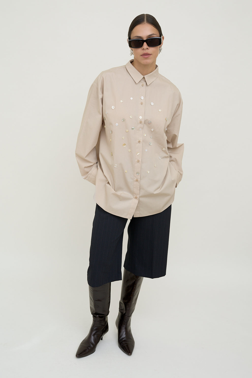 dariadé taupe shirt