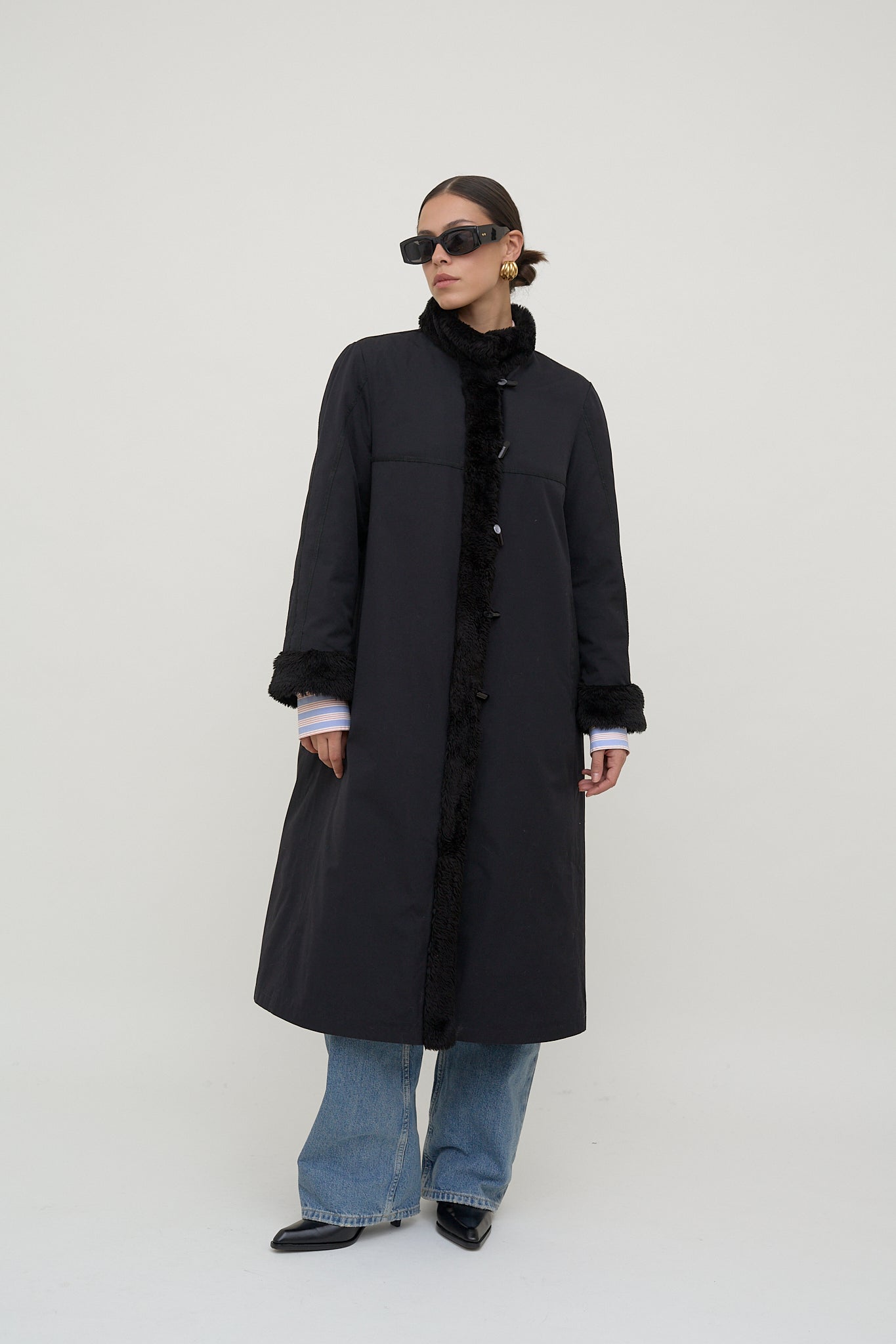 Padded coat with faux fur trim