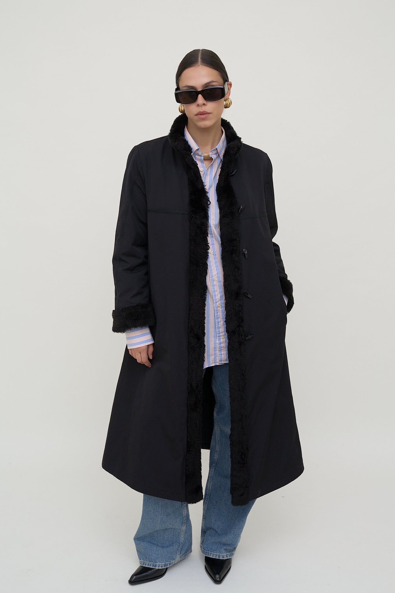 Padded coat with faux fur trim