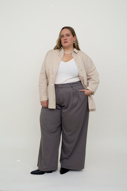 dariadé taupe shirt