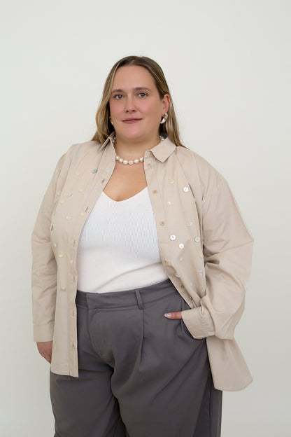 dariadé taupe shirt