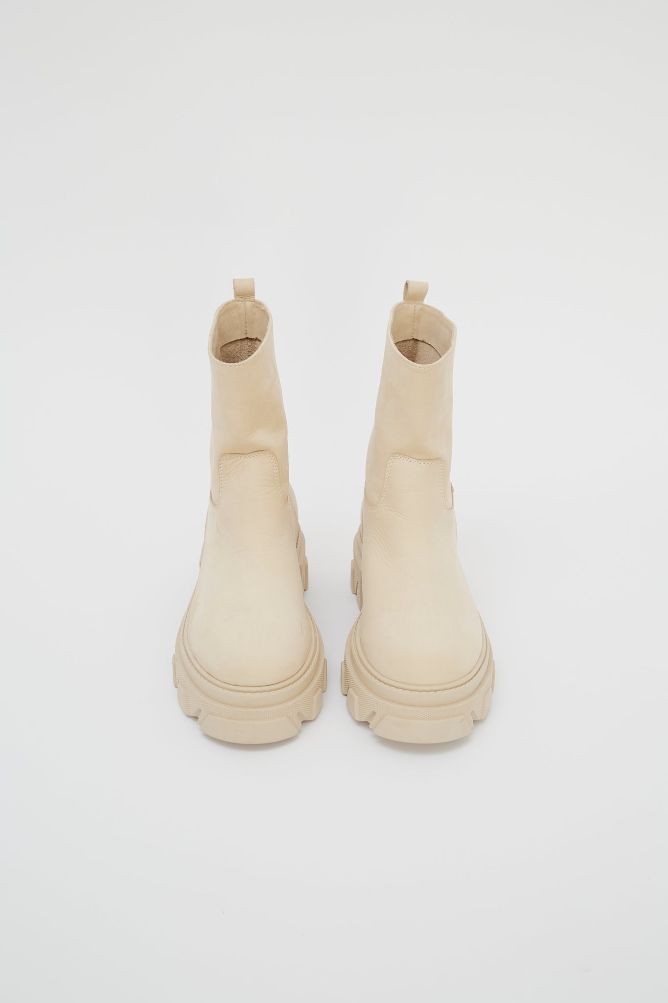 Suede boots by Vamsko
