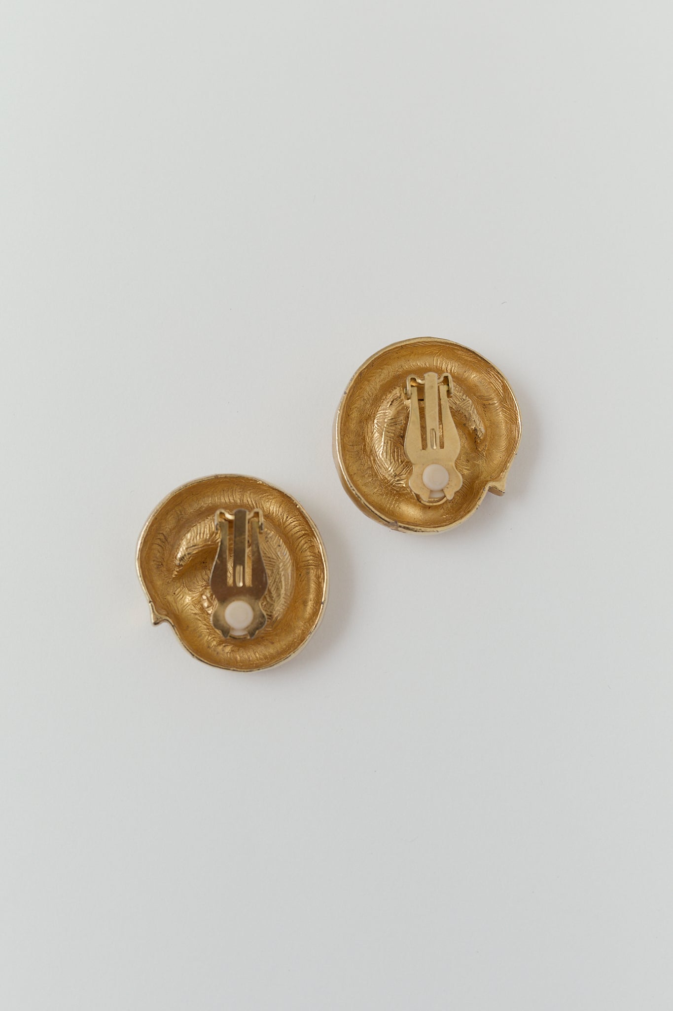 Vintage clip earrings