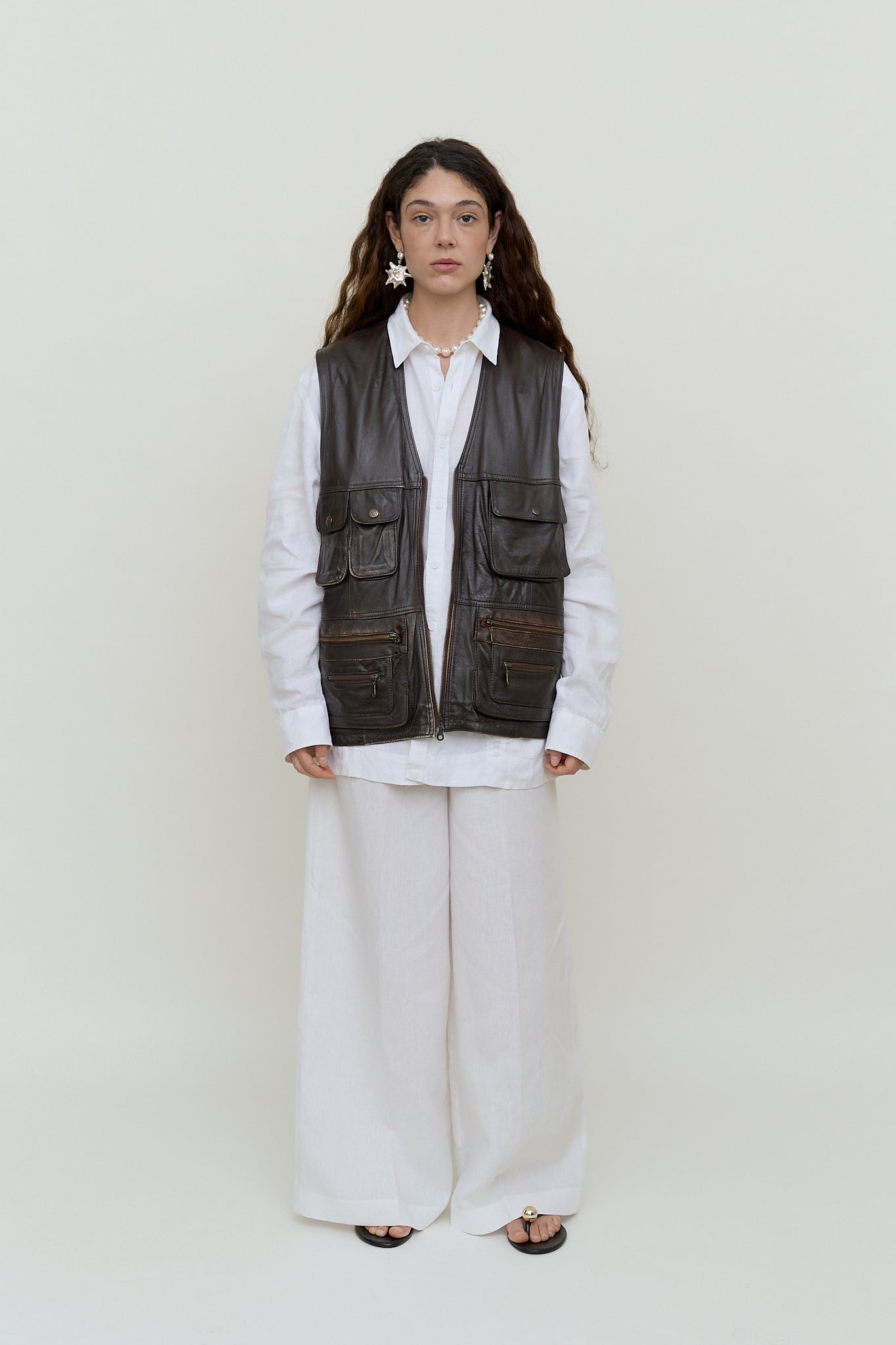 Vintage leather vest with pockets