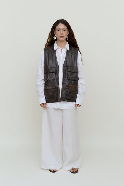 Vintage leather vest with pockets