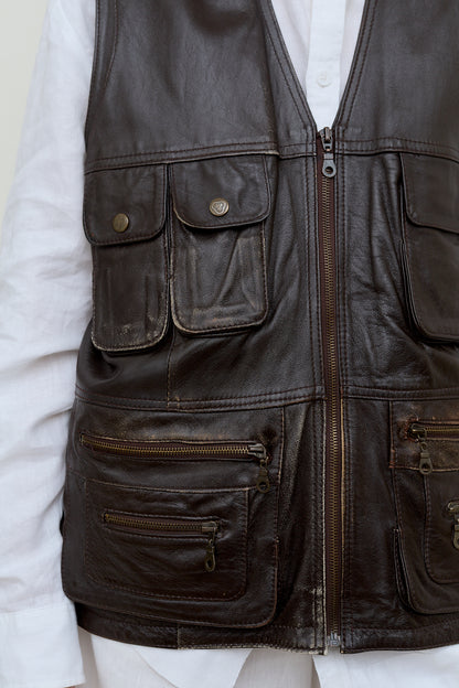 Vintage leather vest with pockets