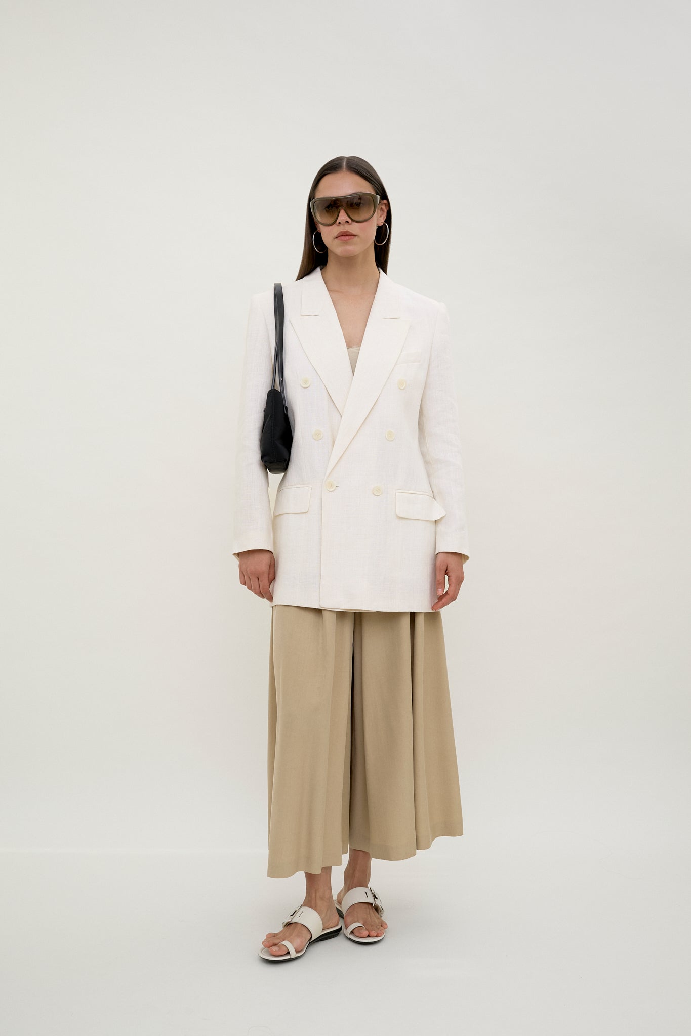 Madeleine linen double-breasted summer blazer