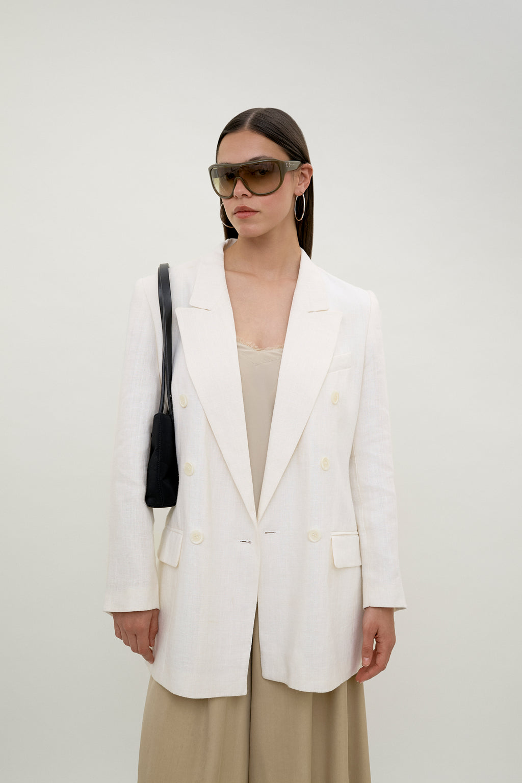 Madeleine linen double-breasted summer blazer