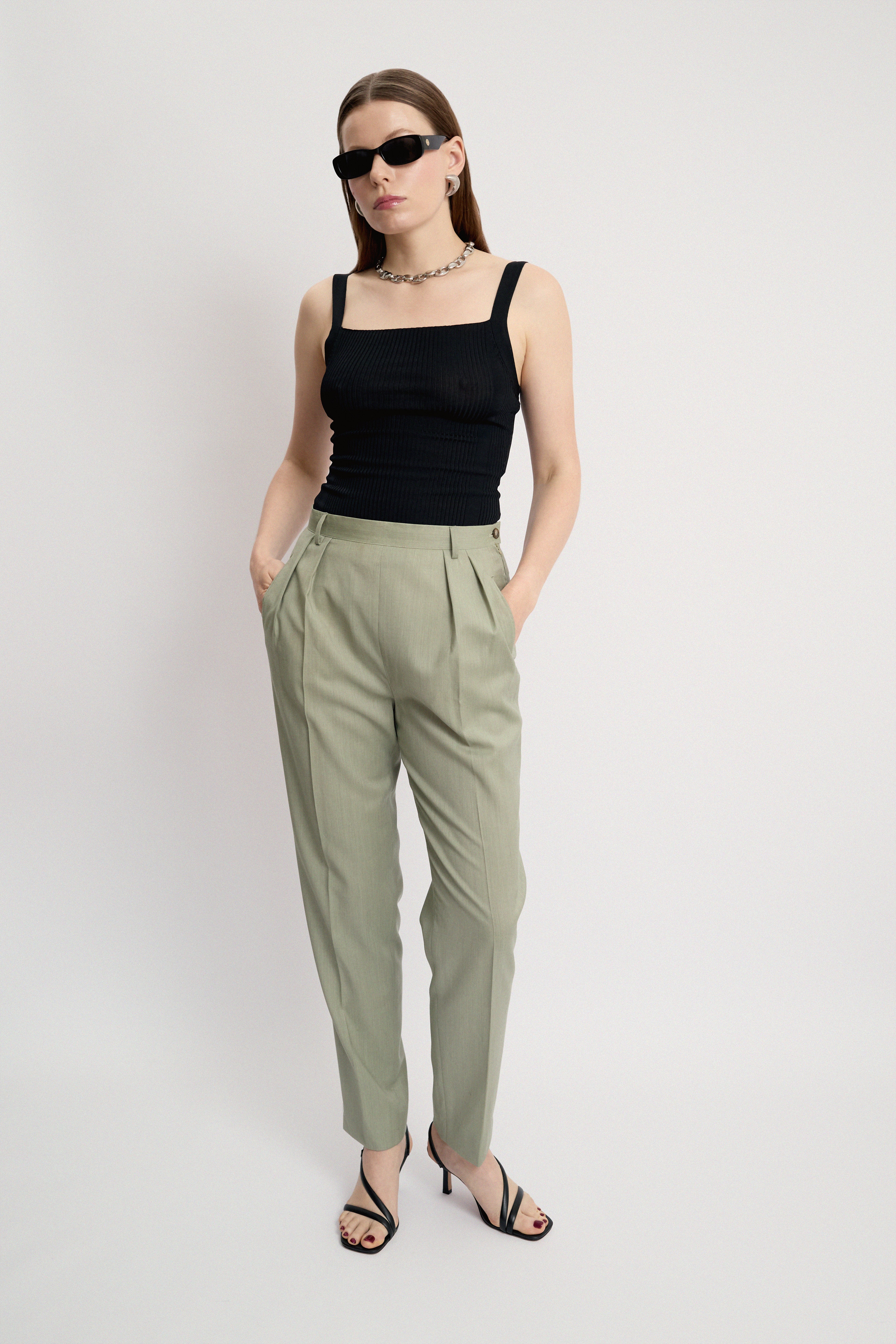 Light trousers