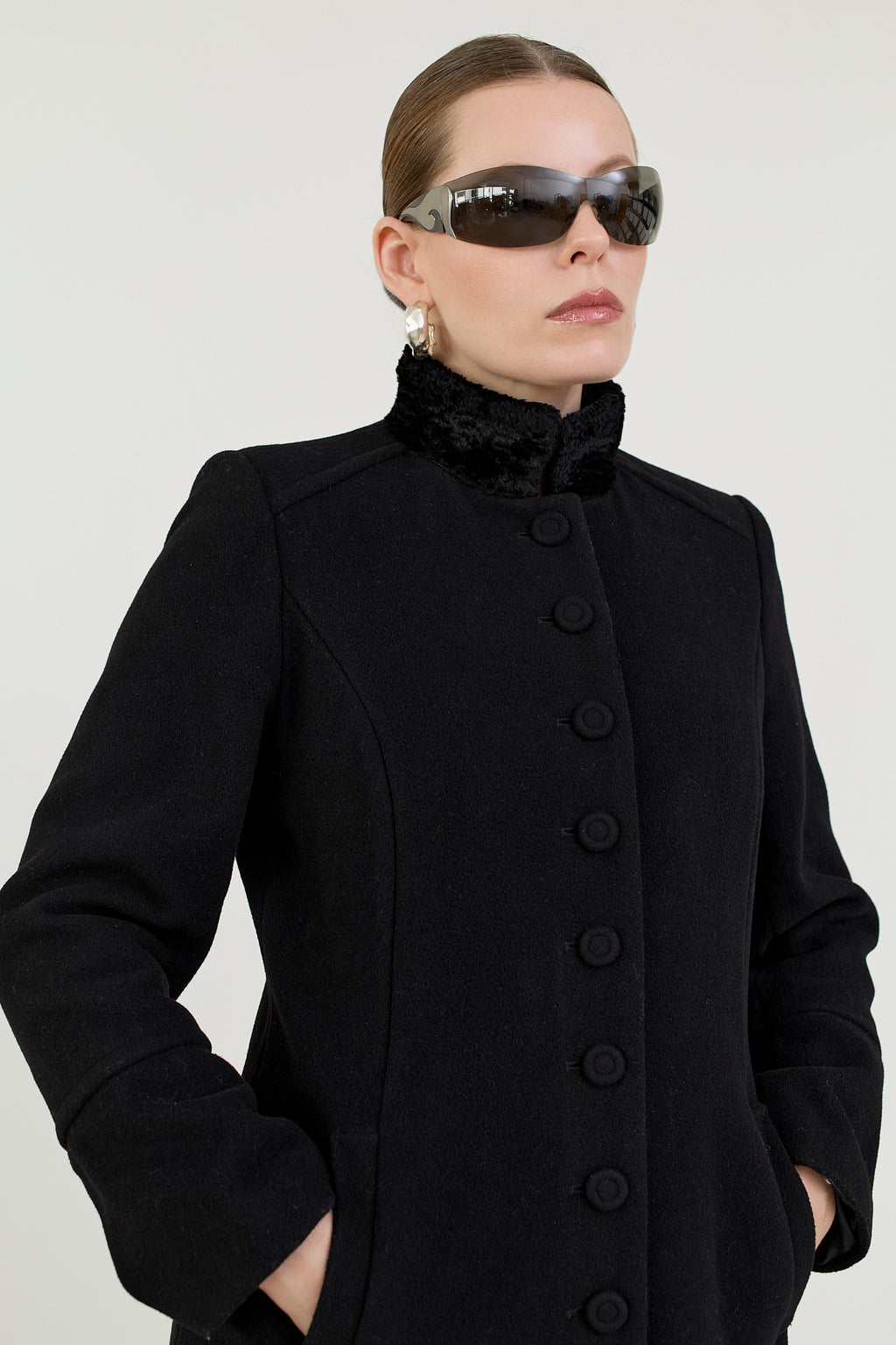 Wool cashmere military coat, plush collar
