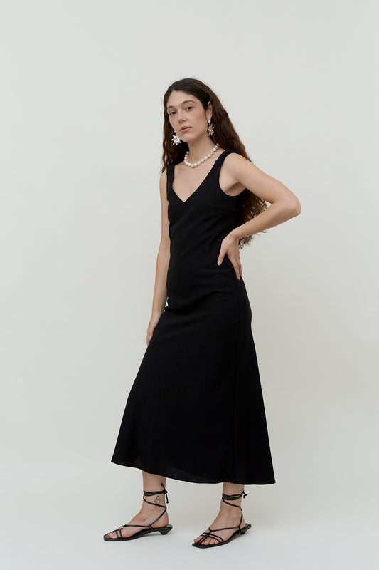 Black v-neck maxi dress