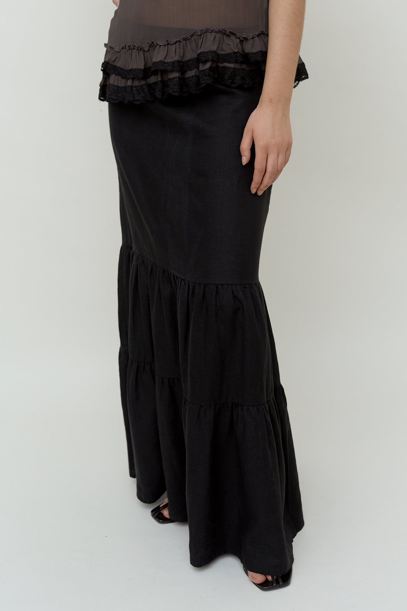 Linen tiered maxi skirt