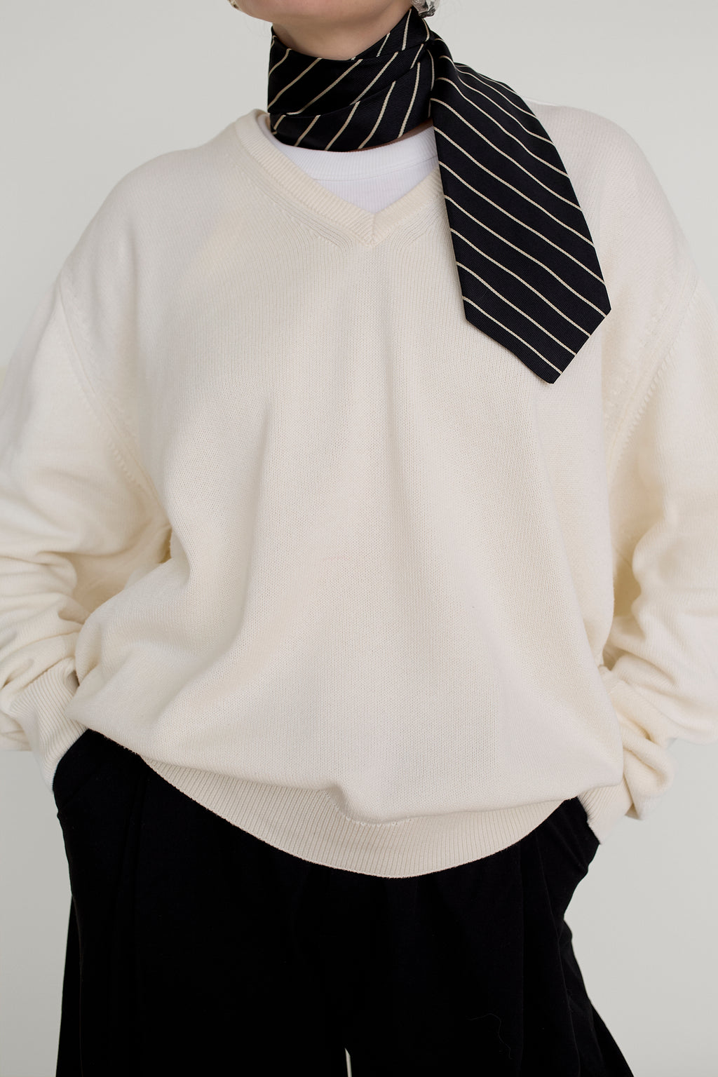 Cream cotton V-neck jumper