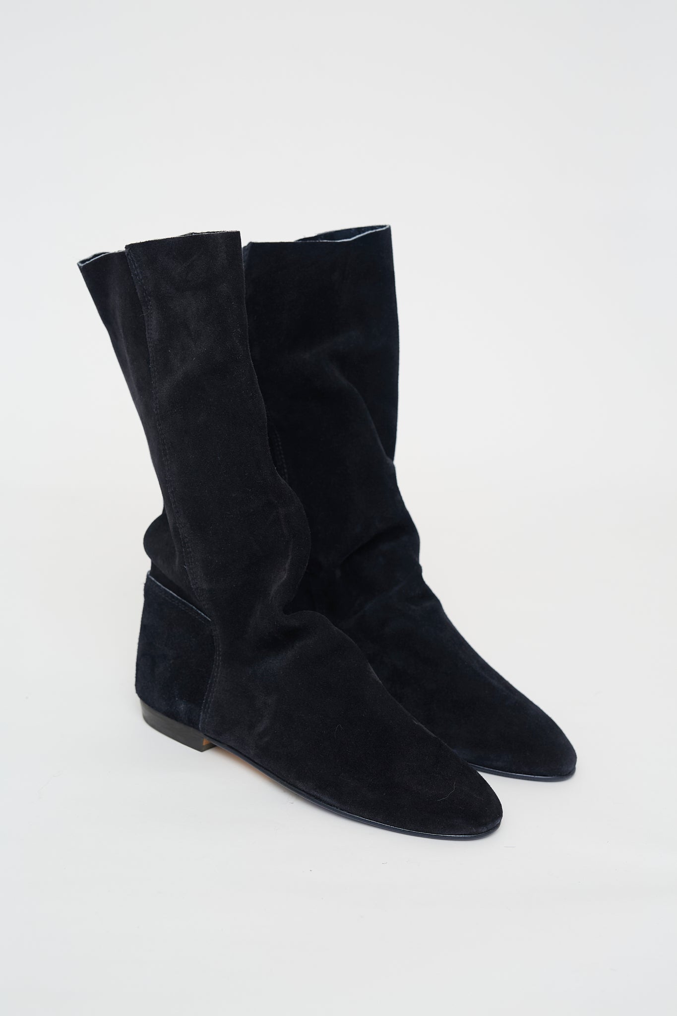 Suede flat boots