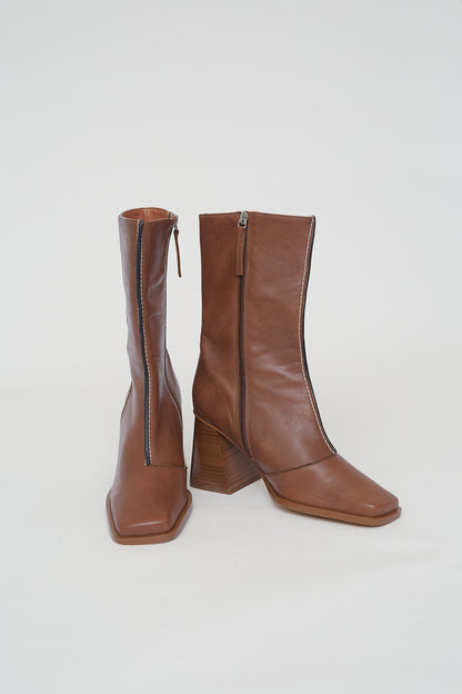 Leather boots size 38