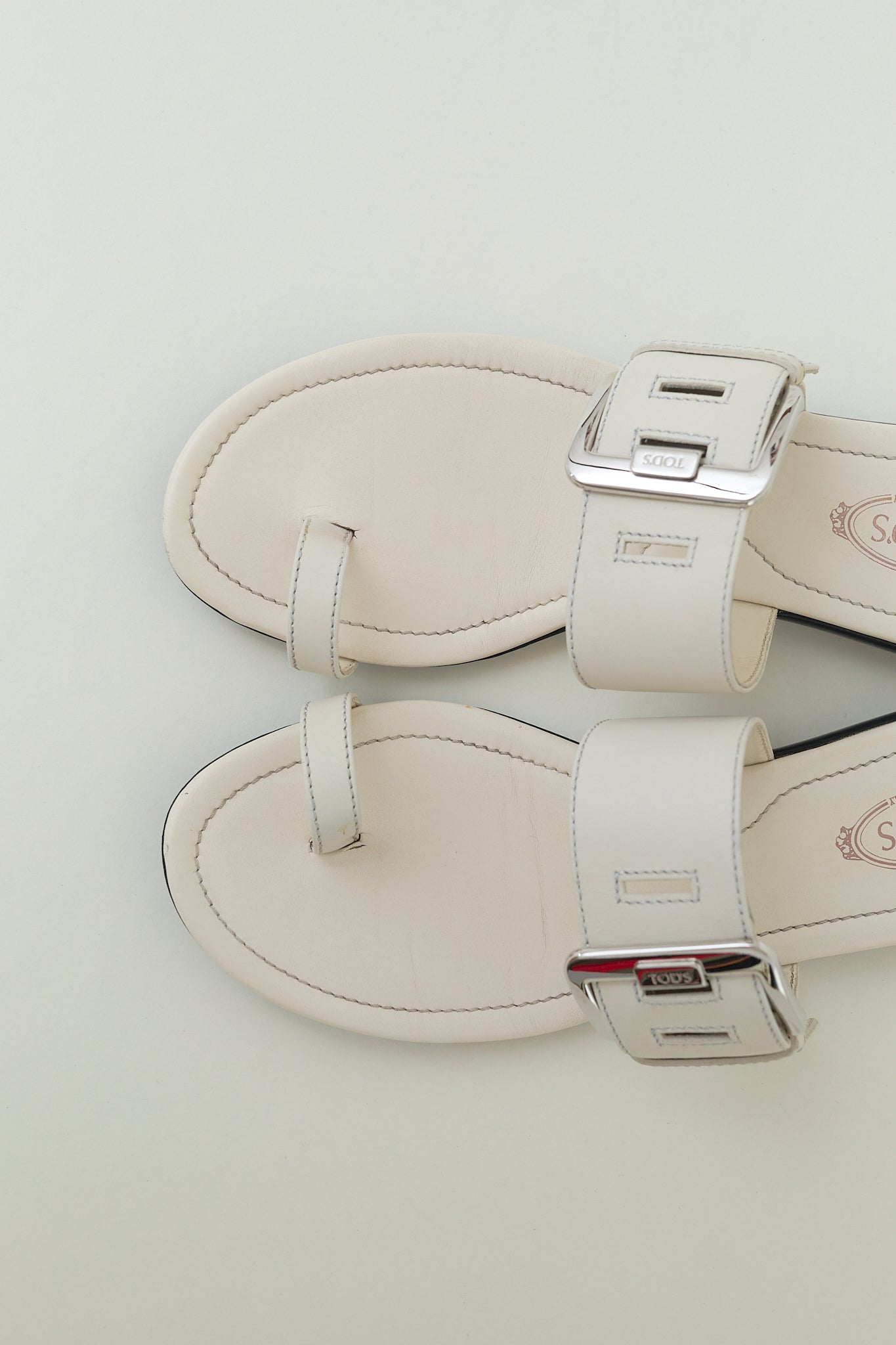 Tod’s leather buckle mules