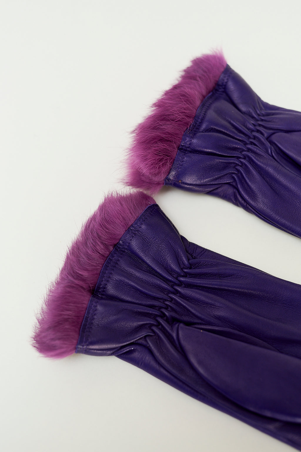 Made in Italy leather gloves, fur trim