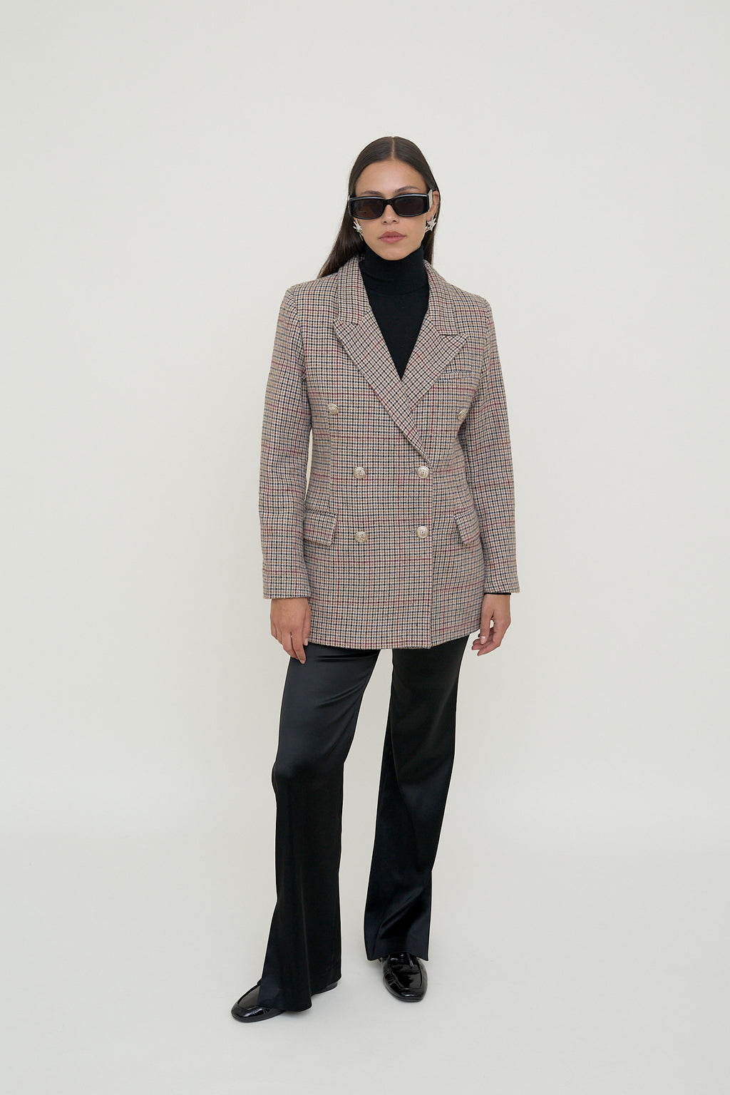 Tailored plaid double-breasted blazer