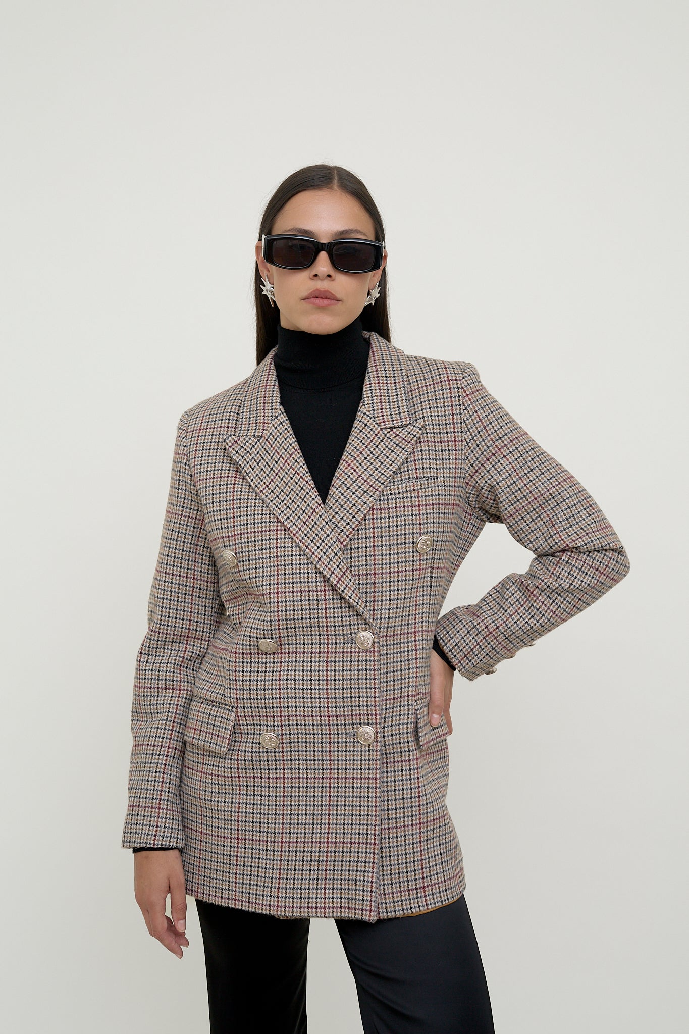 Tailored plaid double-breasted blazer